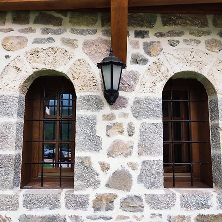 Guest Mansion, Гостински Палат Rostusa 외부 사진