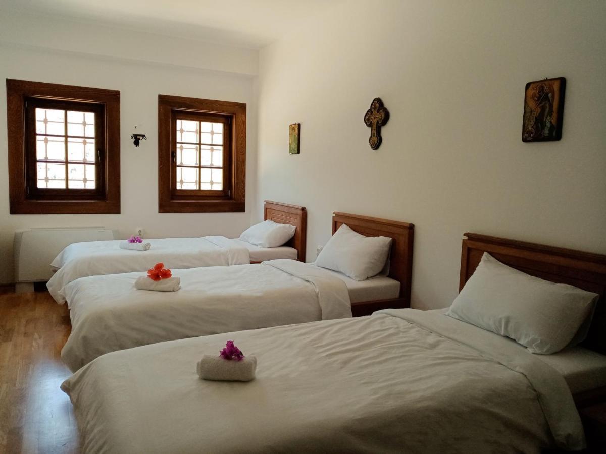 Guest Mansion, Гостински Палат Rostusa 외부 사진