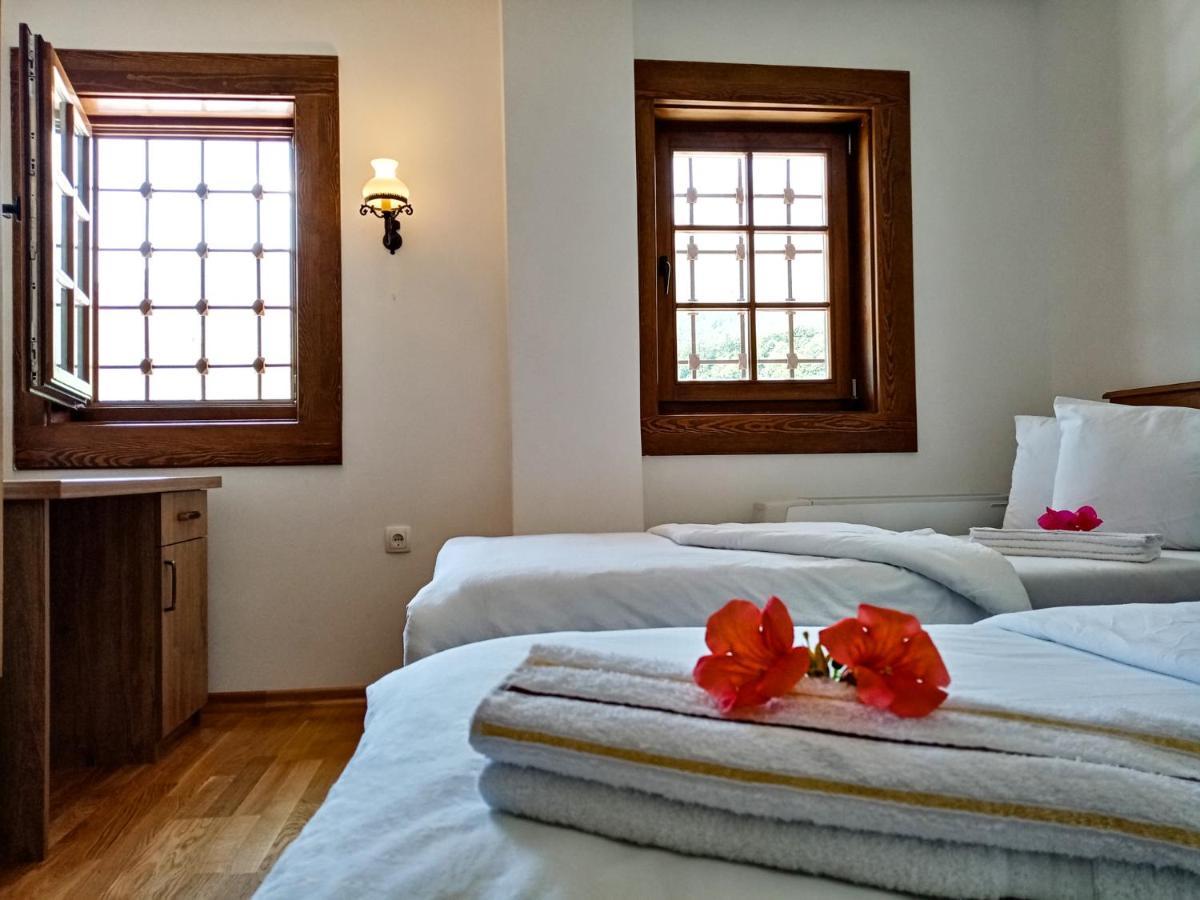 Guest Mansion, Гостински Палат Rostusa 외부 사진