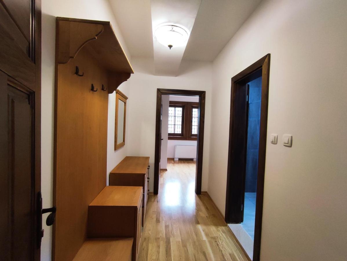 Guest Mansion, Гостински Палат Rostusa 외부 사진