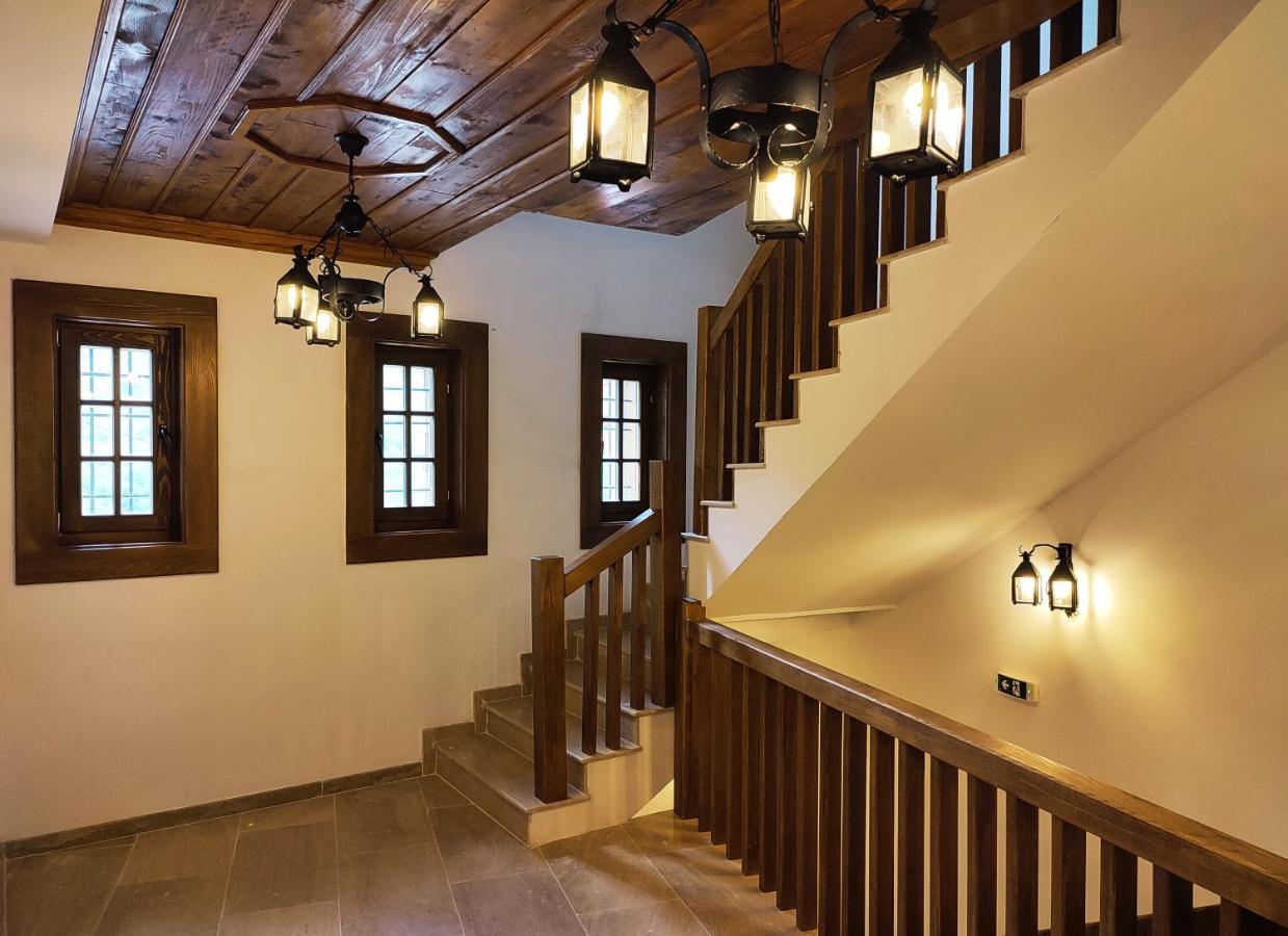Guest Mansion, Гостински Палат Rostusa 외부 사진