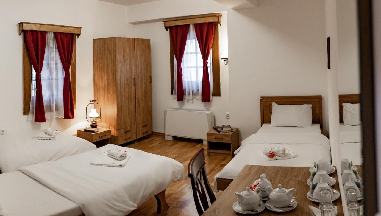 Guest Mansion, Гостински Палат Rostusa 외부 사진
