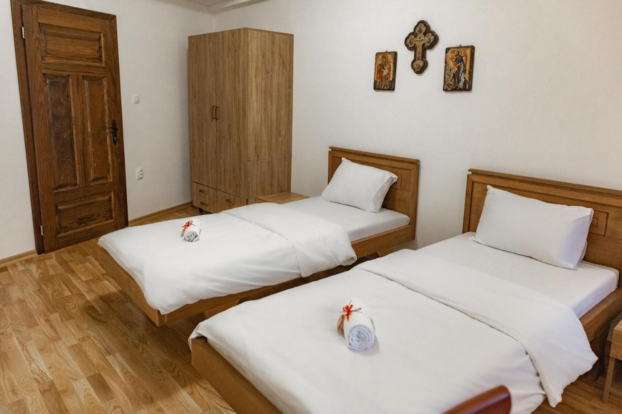 Guest Mansion, Гостински Палат Rostusa 외부 사진